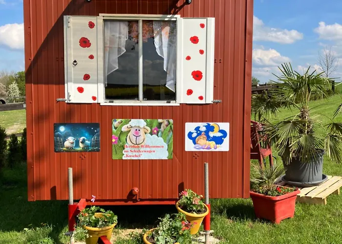 Schaeferwagen Kuschel Vom Friesenhof Wieratal キャンプ場 *