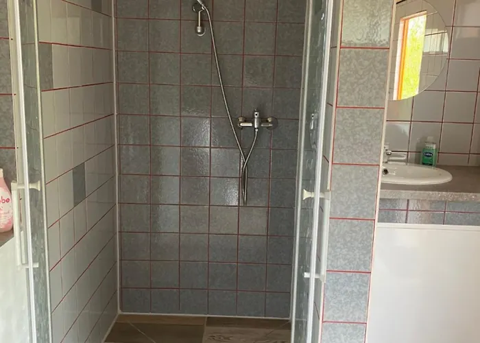 Schaeferwagen Kuschel Vom Friesenhof Wieratal キャンプ場 *