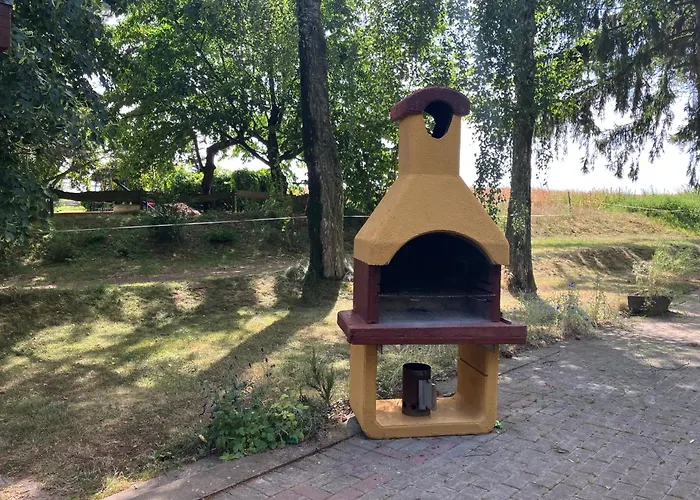 キャンプ場 Schaeferwagen Kuschel Vom Friesenhof Wieratal