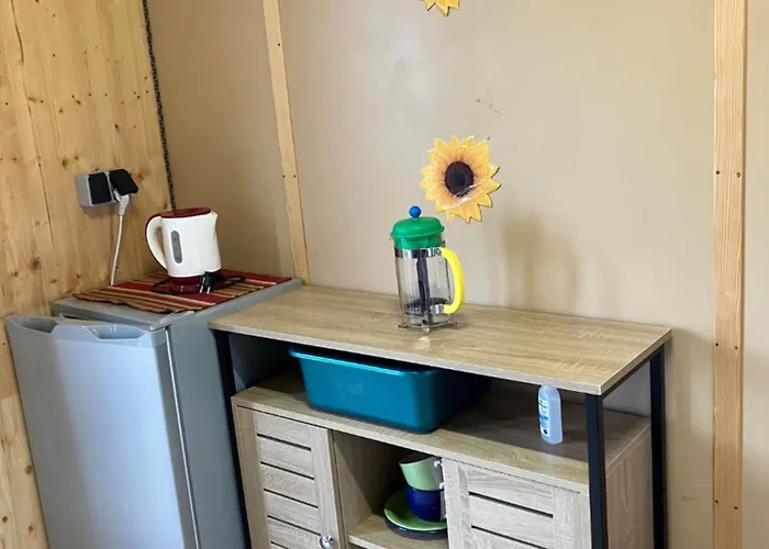 キャンプ場 Schaeferwagen Kuschel Vom Friesenhof Wieratal Nobitz